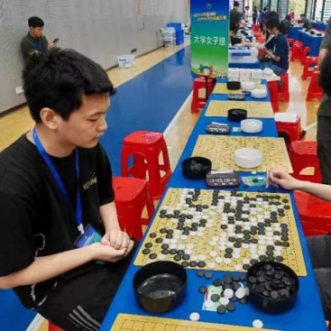 我校围棋队在2024年深圳市大中小桥牌比赛中蝉联团体冠军
